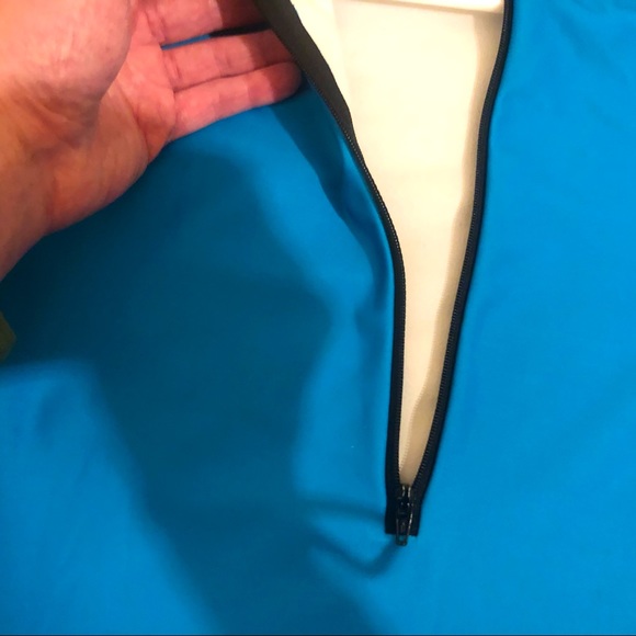 Shebeast Quality Bike Jacket wind resistant, back pockets, reflector stripes. - Picture 6 of 6